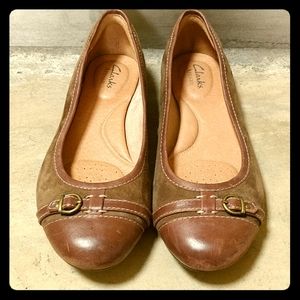 Clarks Artisan flats brown suede with leather